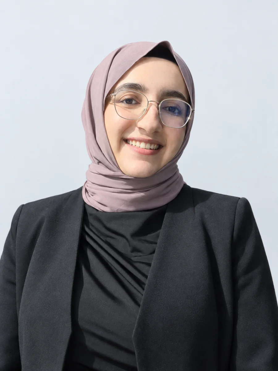Avukat Zeynep Bayrak